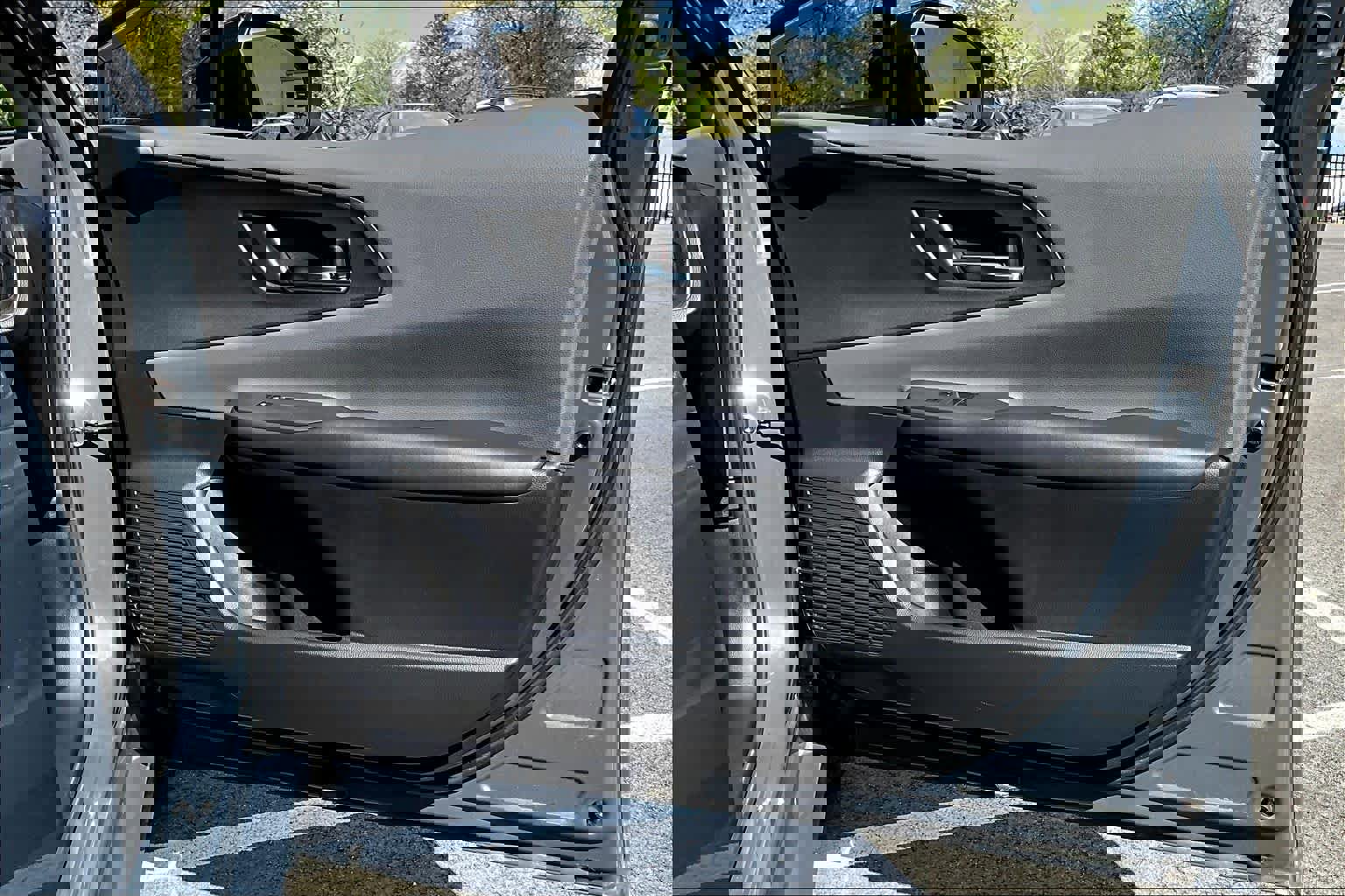 Used 2024 Toyota Prius XLE image 23