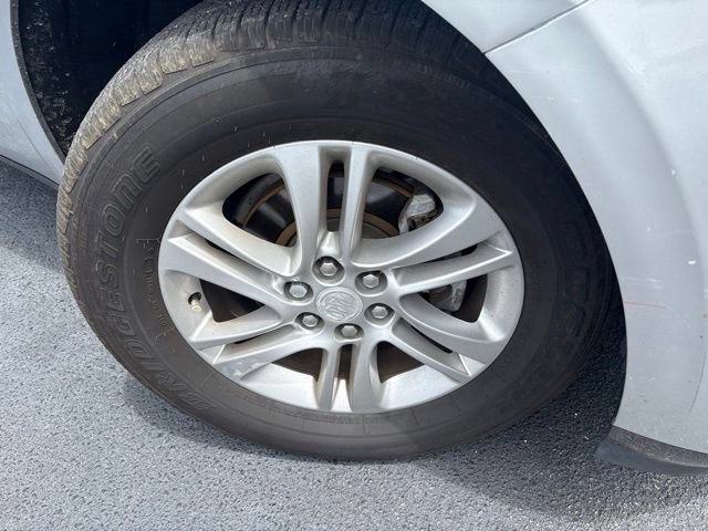 Used 2018 Buick Enclave Essence FWD image 4