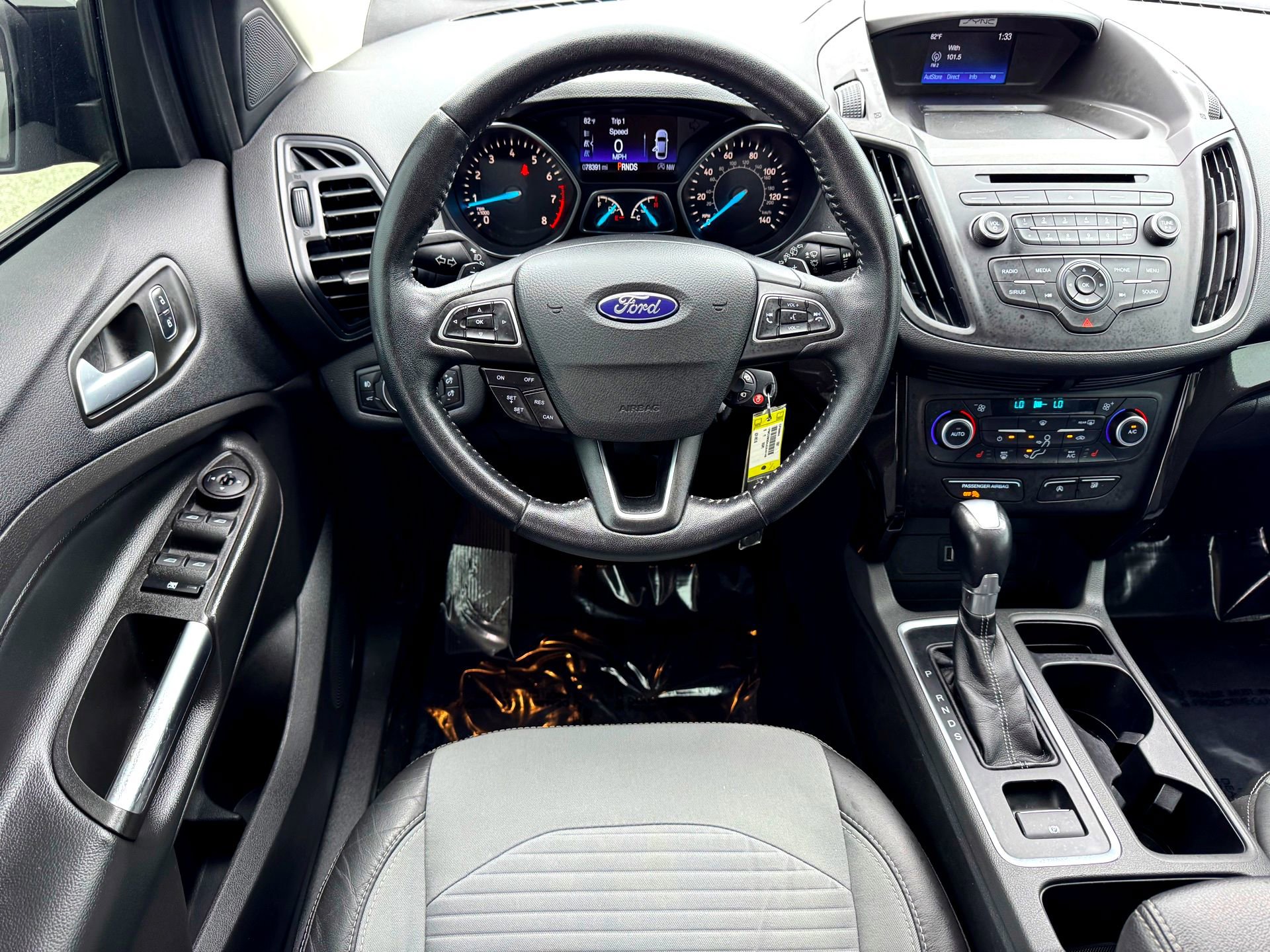 Used 2018 Ford Escape SE w/ SE Sport Appearance Package AWD/4WD image 20