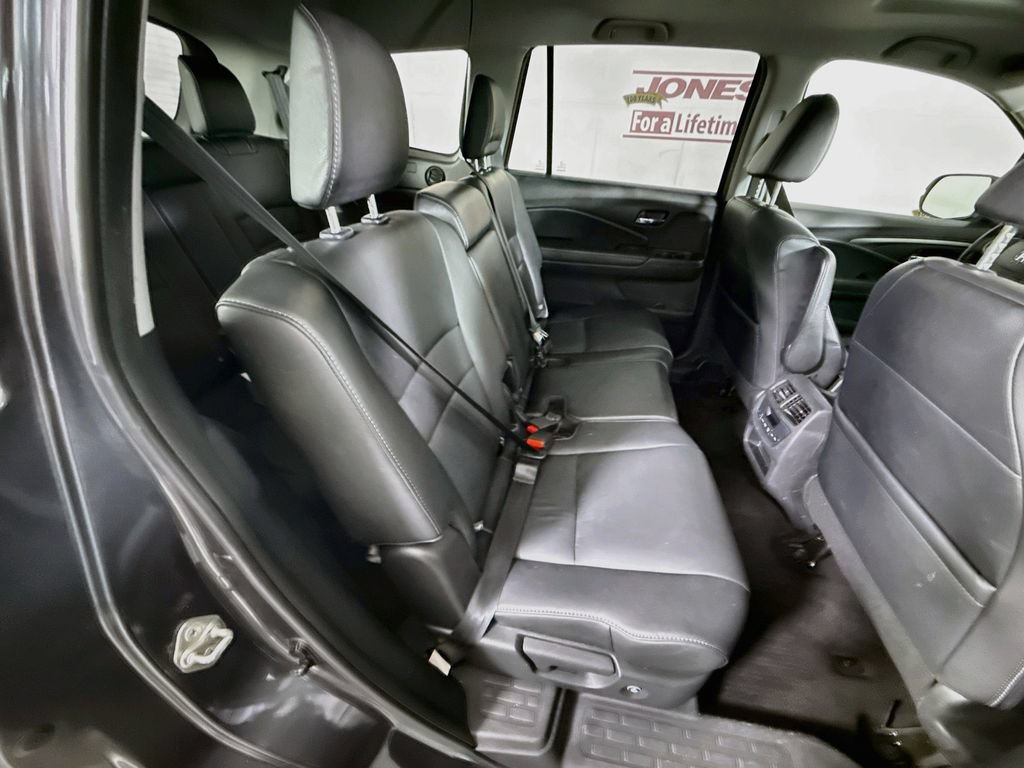 Used 2017 Honda Pilot EX-L image 32