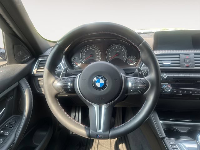 Used 2016 BMW M3 RWD image 13