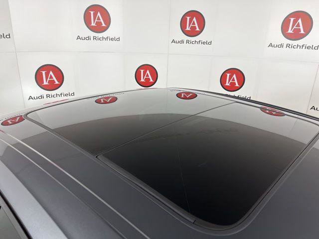 Used 2023 Audi SQ5 Prestige w/ Prestige Package image 7