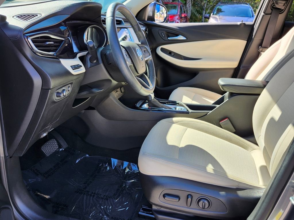 Used 2020 Buick Encore GX Select w/ Advanced Technology Package image 5