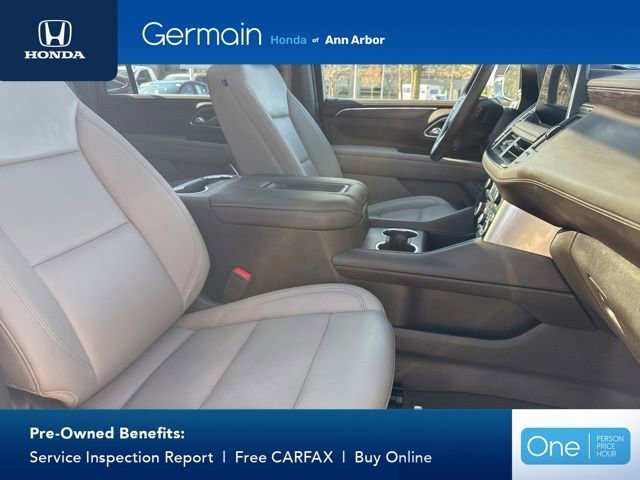 Used 2024 Chevrolet Suburban Z71 w/ Luxury Package AWD/4WD image 23
