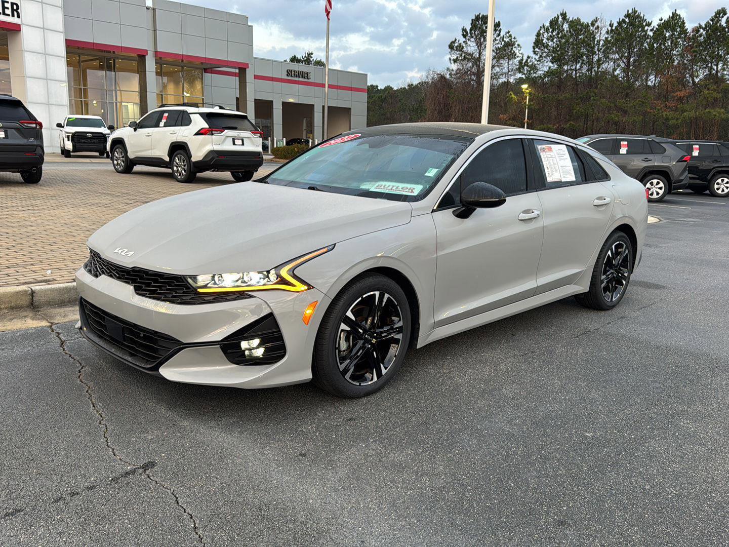 Used 2022 Kia K5 GT-Line w/ GT-Line FWD Premium Package image 2