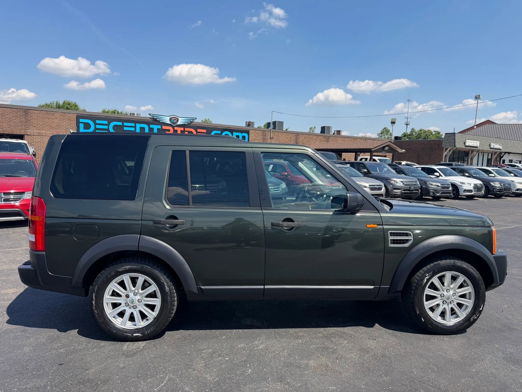 Used 2007 Land Rover LR3 SE AWD/4WD image 2
