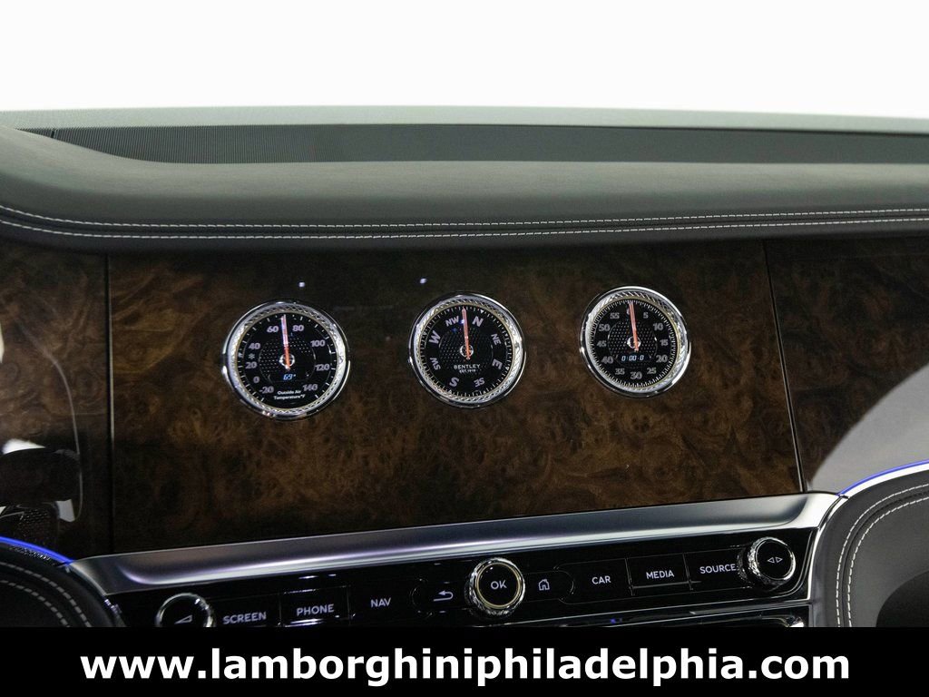 Used 2024 Bentley Flying Spur V8 AWD/4WD image 24