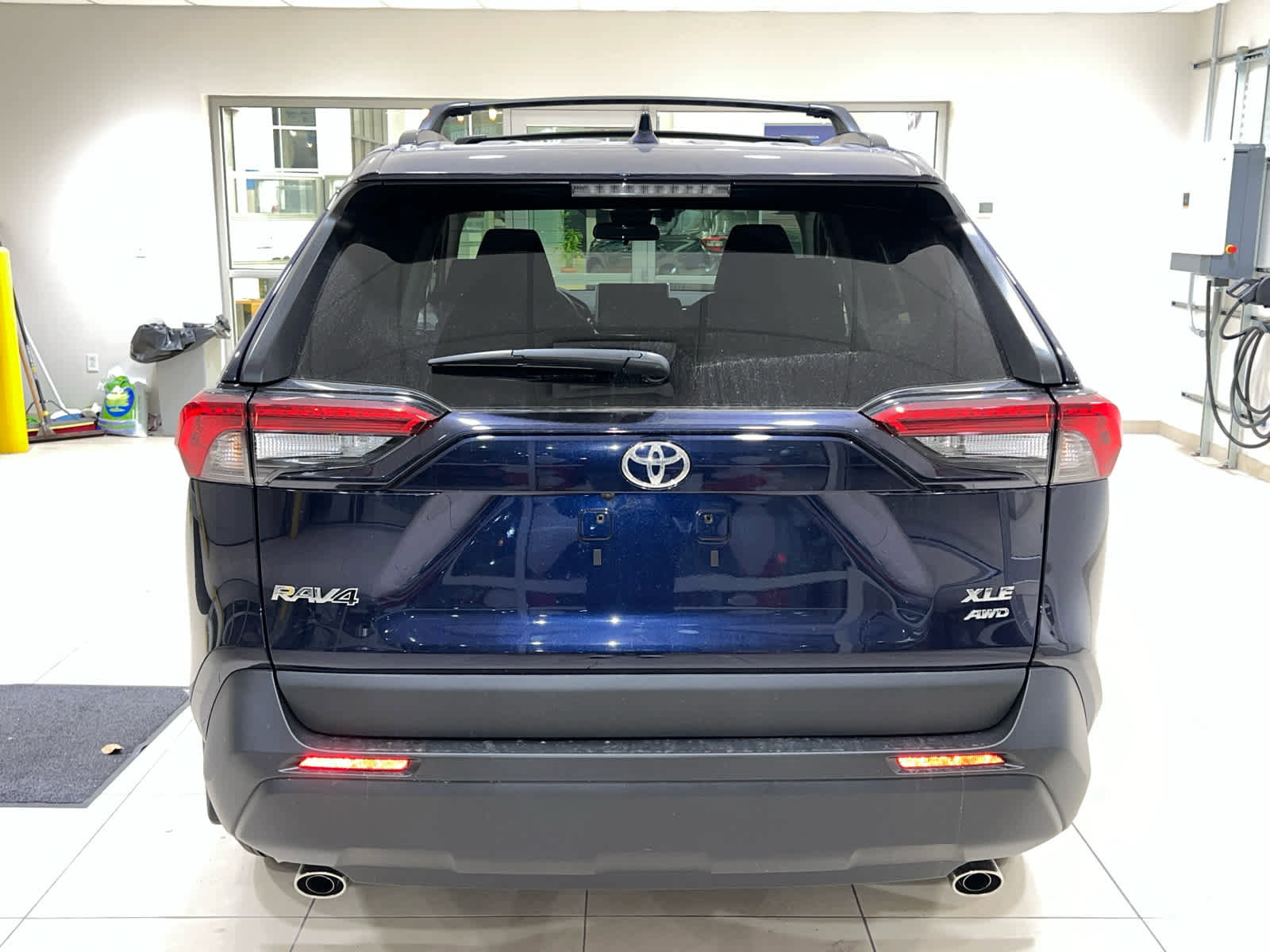 New 2025 Toyota RAV4 XLE w/ Convenience Package image 7