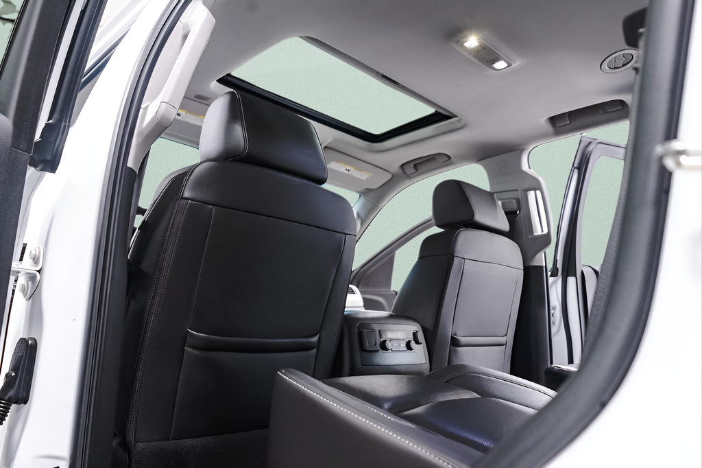 Used 2020 GMC Yukon SLT AWD/4WD image 34