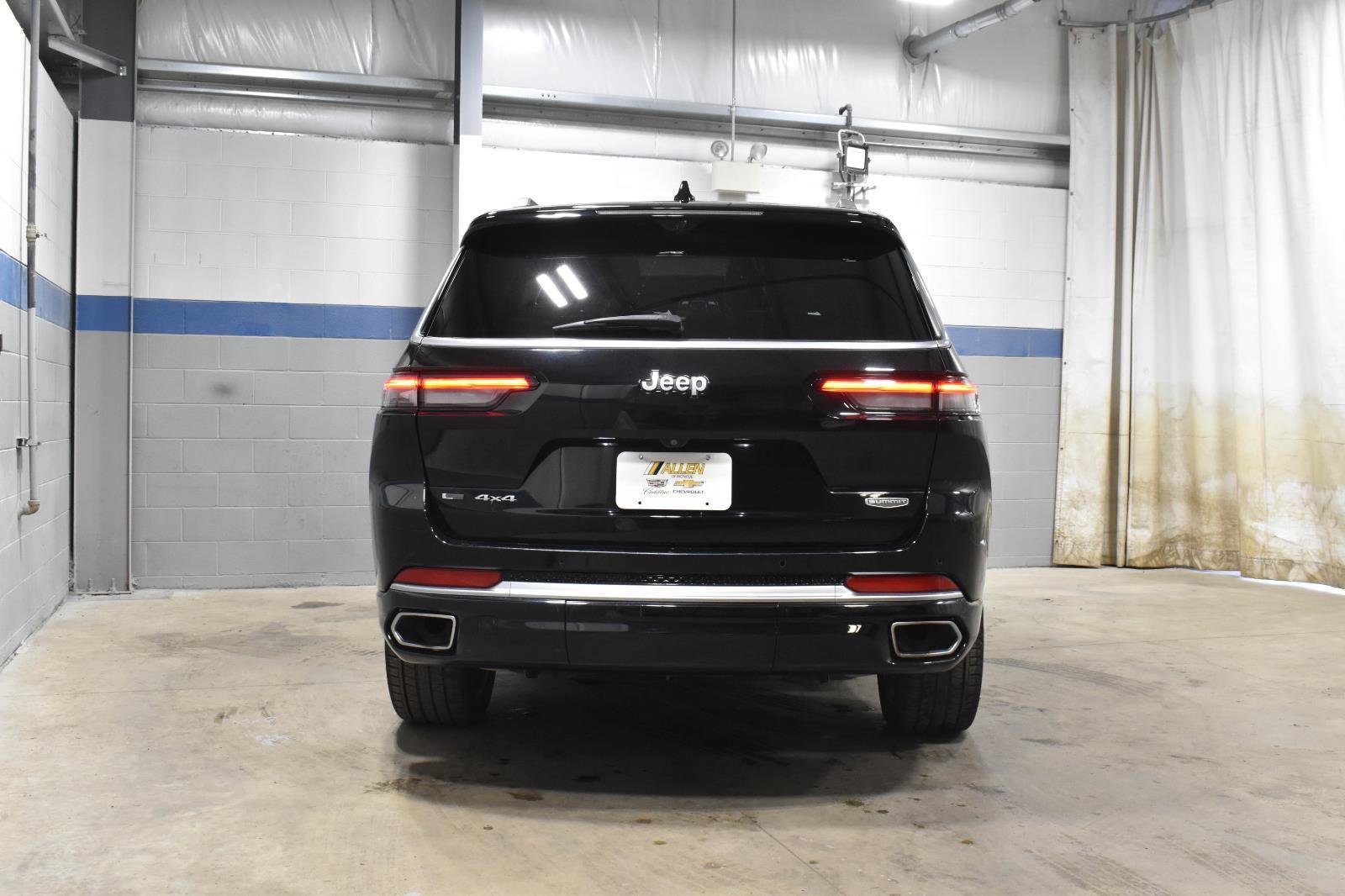 Used 2021 Jeep Grand Cherokee L Summit AWD/4WD image 28