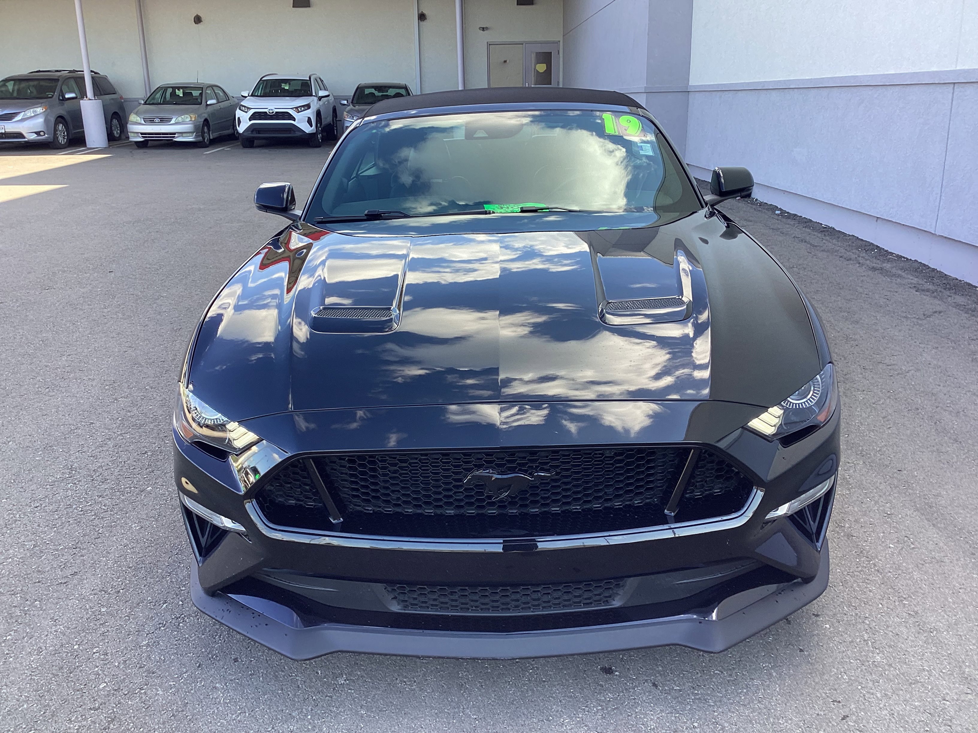 Used 2019 Ford Mustang GT Premium w/ GT Performance Package RWD image 21
