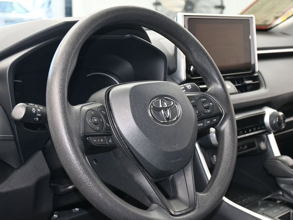 Used 2024 Toyota RAV4 XLE image 14