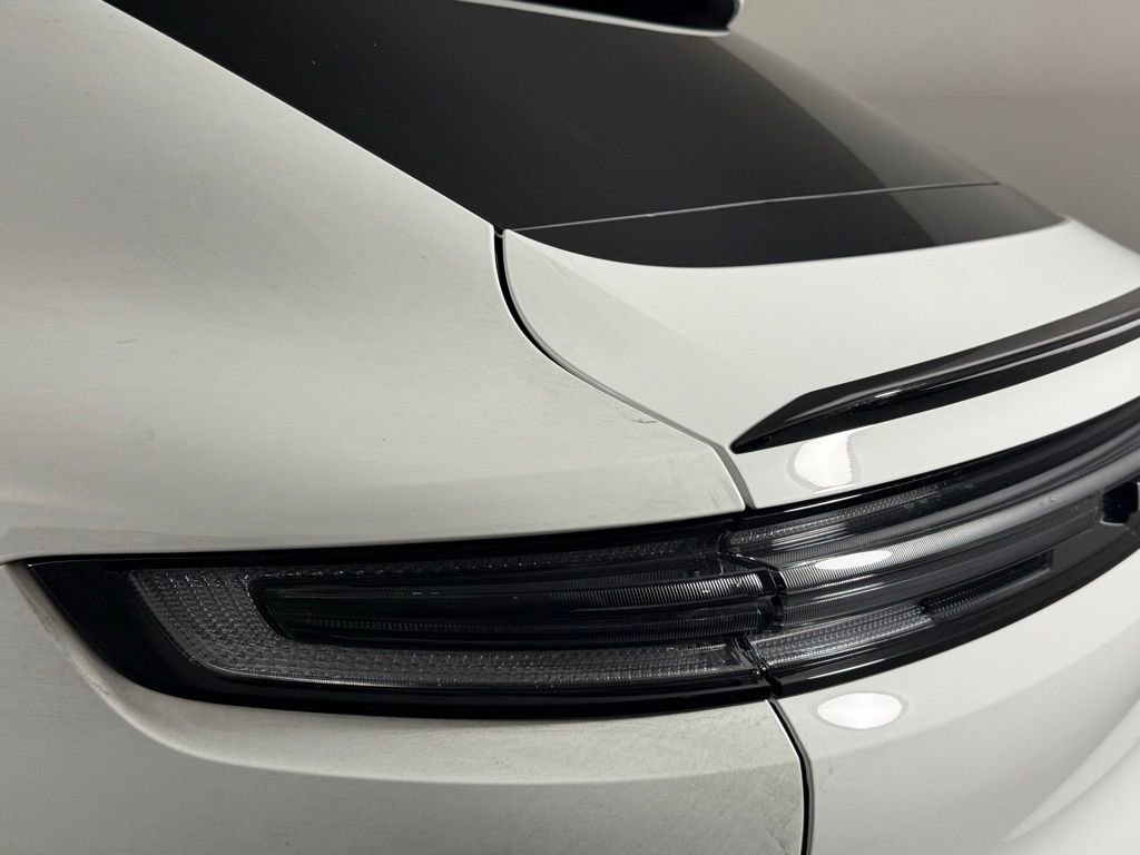 Certified 2025 Porsche Cayenne Coupe image 15