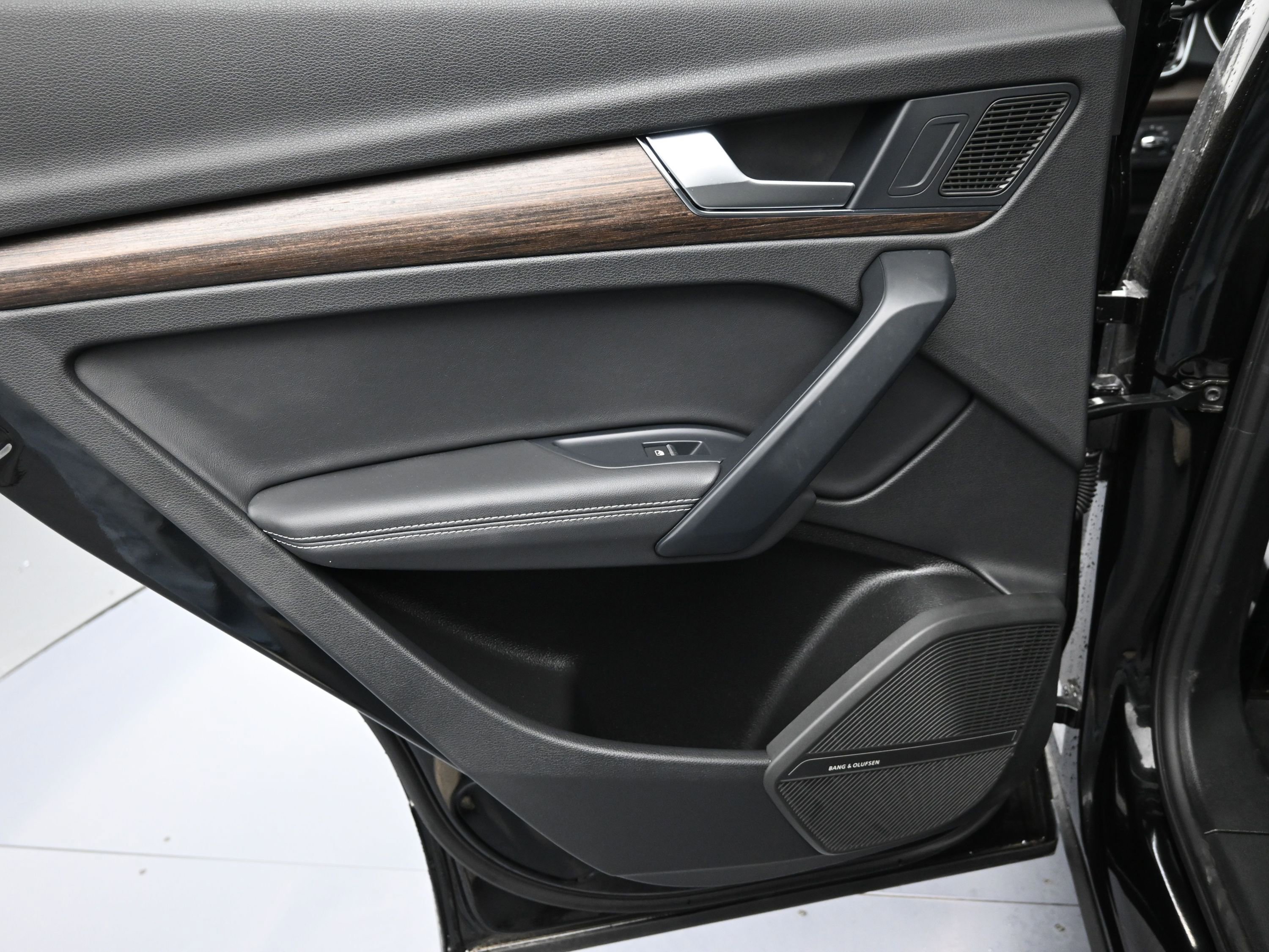 Used 2024 Audi Q5 2.0T Premium Plus w/ Premium Plus Package image 22