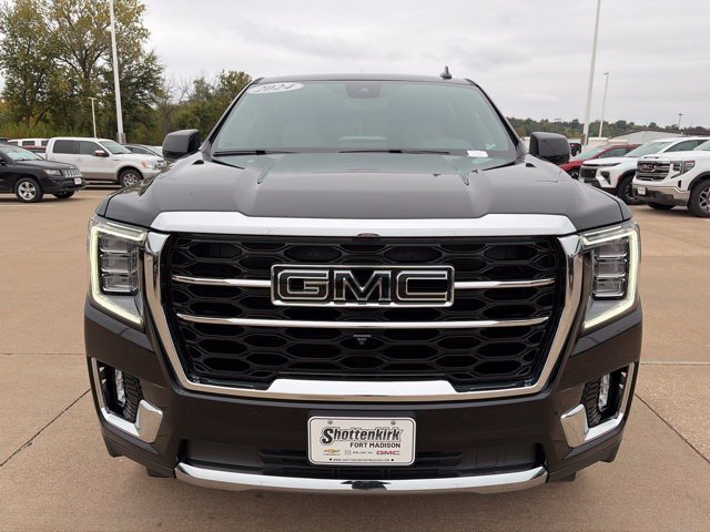 Used 2024 GMC Yukon XL SLT w/ SLT Luxury Package AWD/4WD image 8