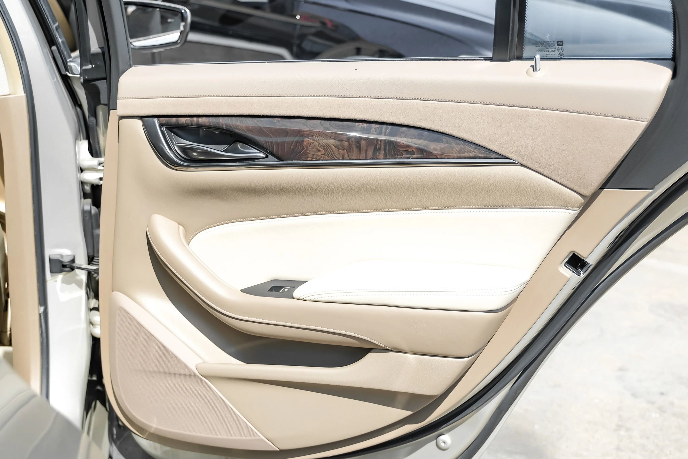 Used 2015 Cadillac CTS Luxury image 48