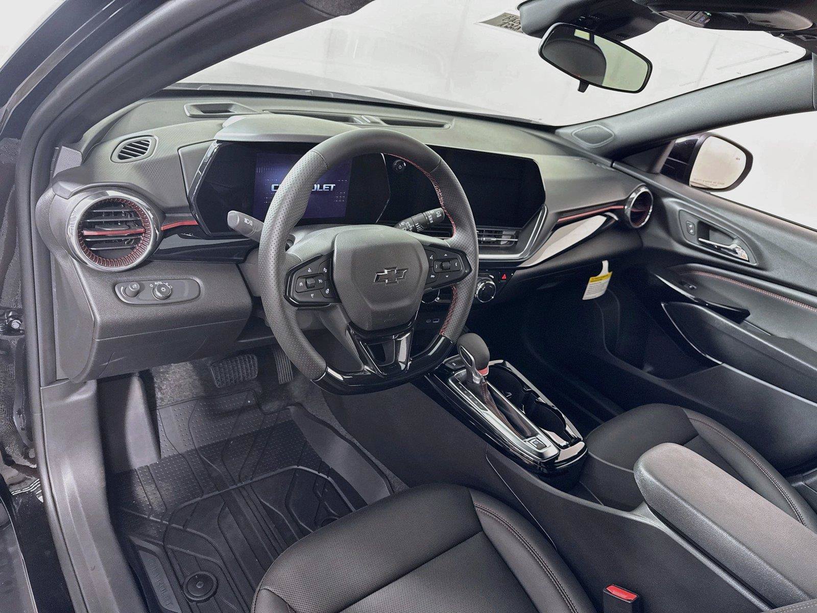 New 2026 Chevrolet Trax RS w/ Driver Confidence Package FWD image 3