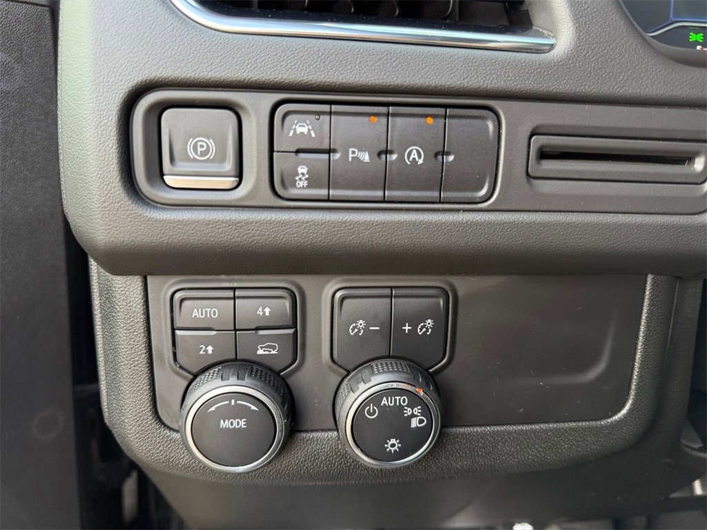 Used 2023 Chevrolet Tahoe LT image 19