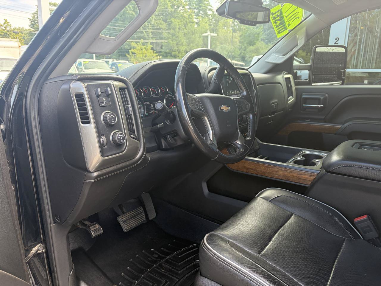 Used 2017 Chevrolet Silverado 2500 High Country w/ Duramax Plus Package AWD/4WD image 24