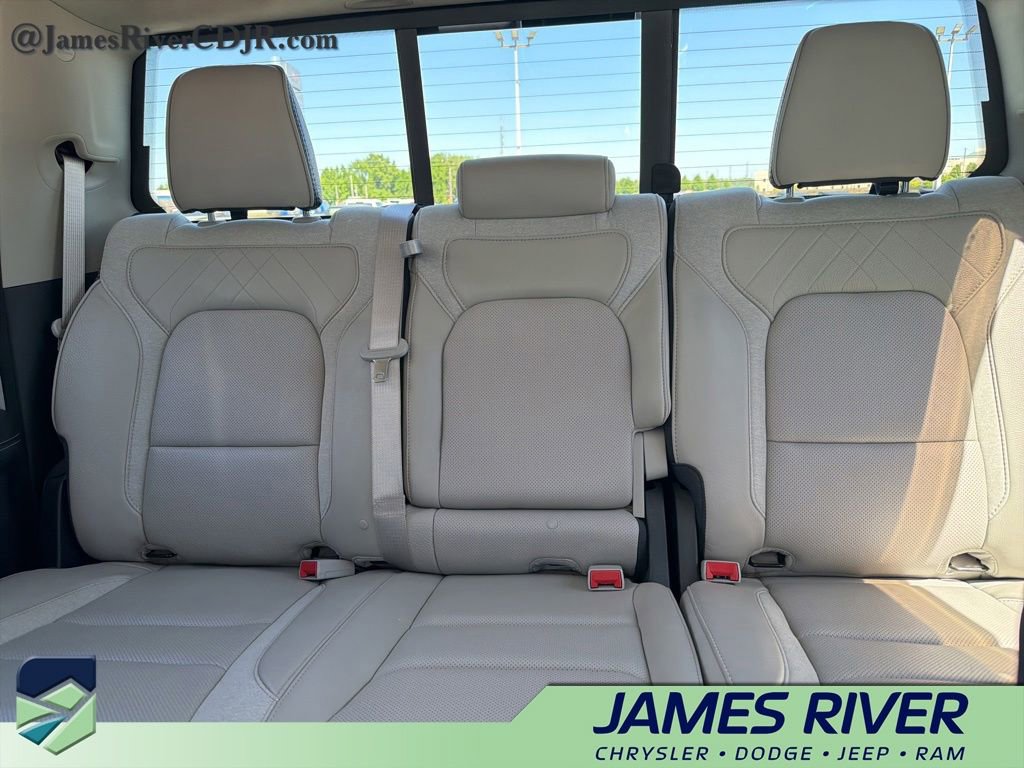 Used 2022 RAM 1500 Limited AWD/4WD image 9