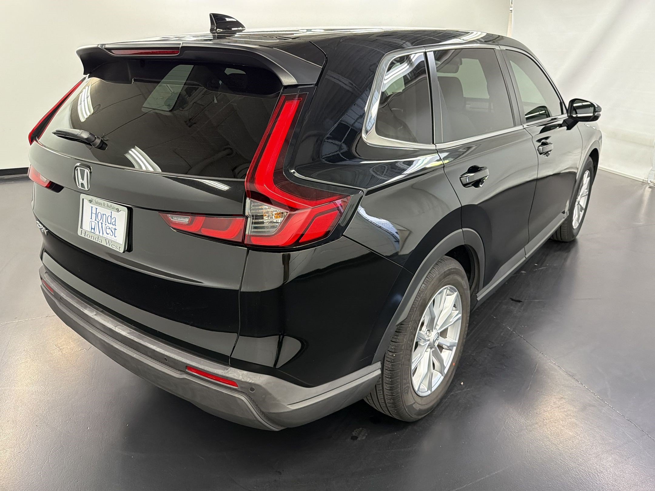 Certified 2023 Honda CR-V EX-L image 9