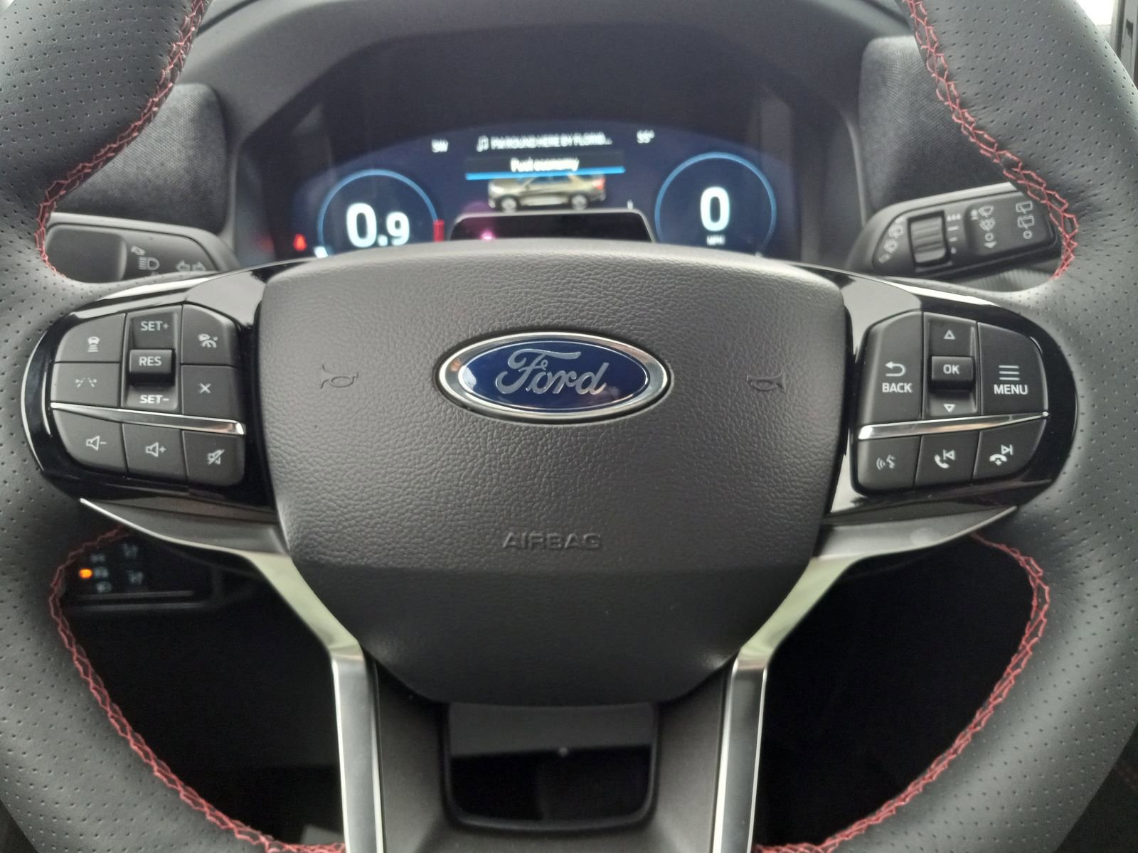 New 2026 Ford Explorer ST-Line w/ ST-Line Street Pack image 16