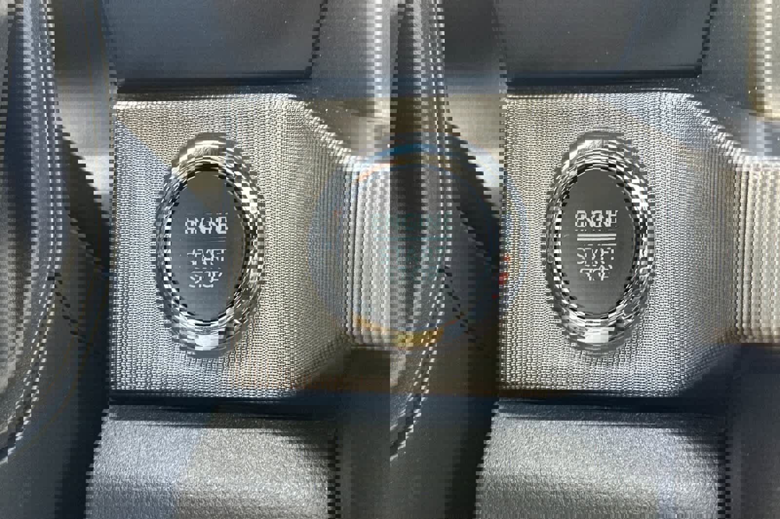 Certified 2025 Ford F250 Platinum image 22