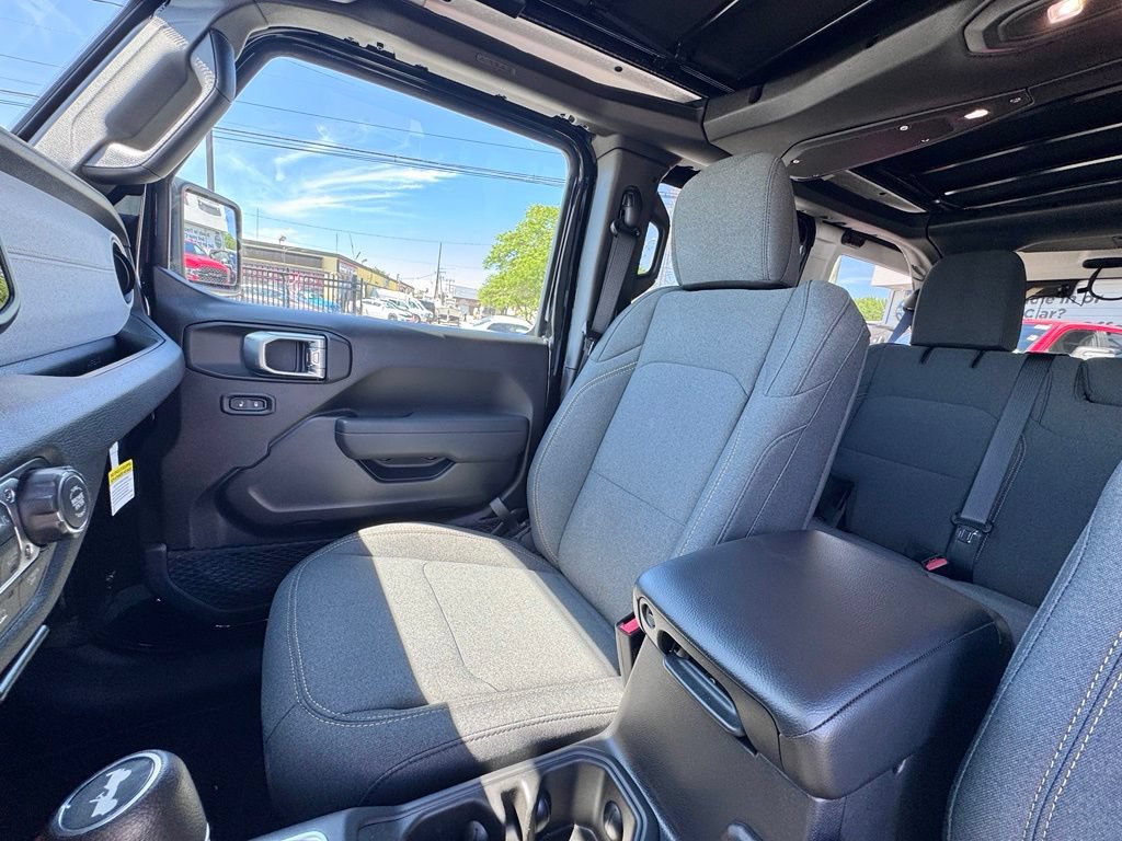 New 2026 Jeep Wrangler Unlimited Sport AWD/4WD image 15