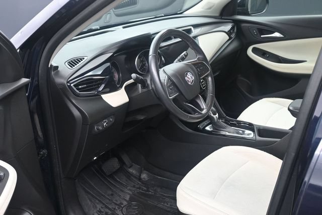 Used 2020 Buick Encore GX Select FWD image 17