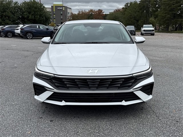 New 2026 Hyundai Elantra Blue image 2