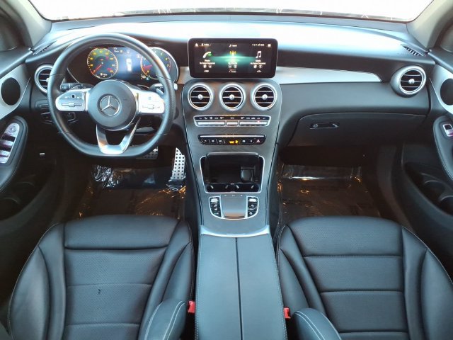Used 2022 Mercedes-Benz GLC 300 image 4