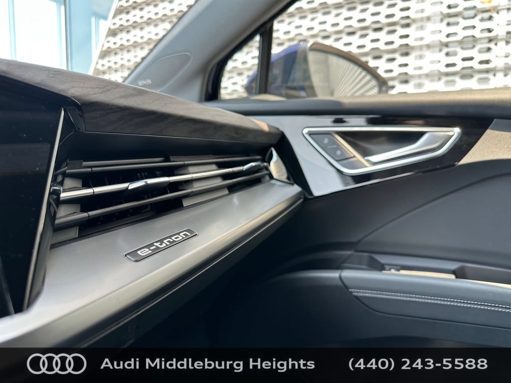 Used 2023 Audi Q4 e-tron Prestige AWD/4WD image 37