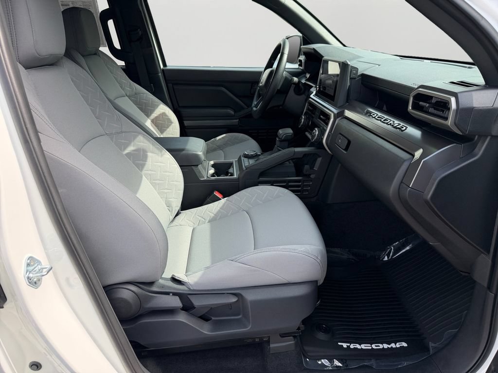 Certified 2026 Toyota Tacoma SR5 AWD/4WD image 12