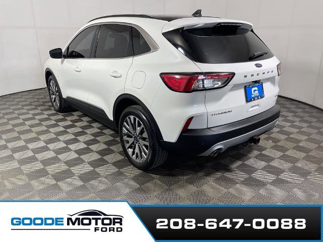 Certified 2022 Ford Escape Titanium w/ Class II Trailer Tow Package image 5