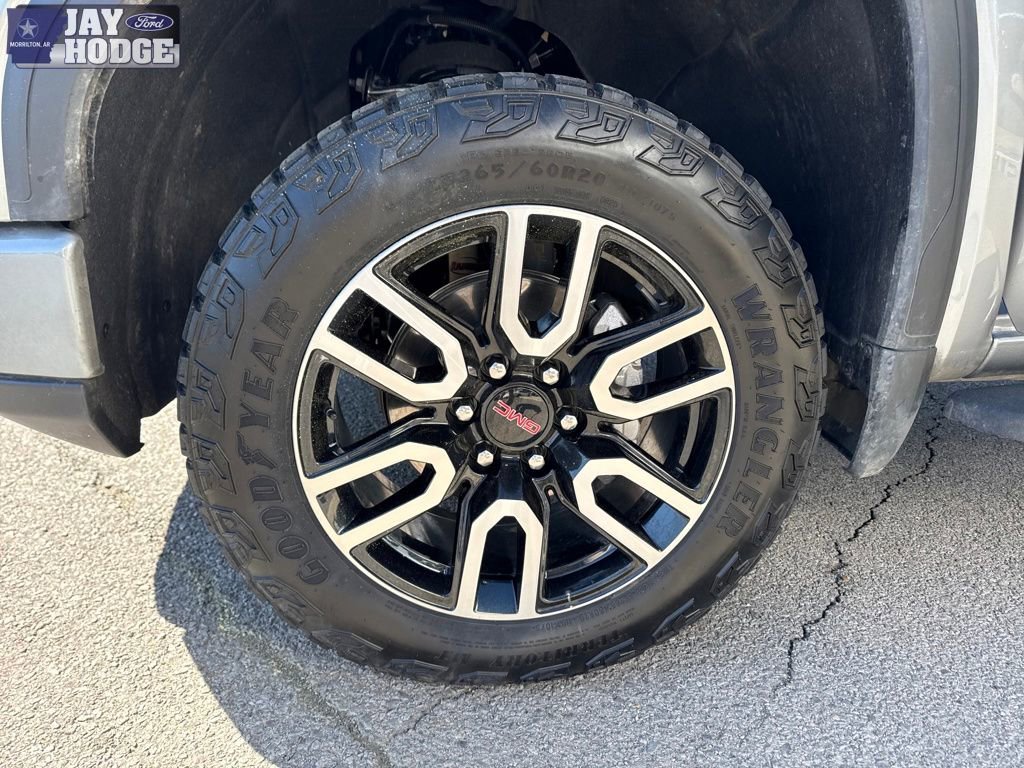 Used 2025 GMC Sierra 1500 AT4 w/ AT4 Premium Package AWD/4WD image 31