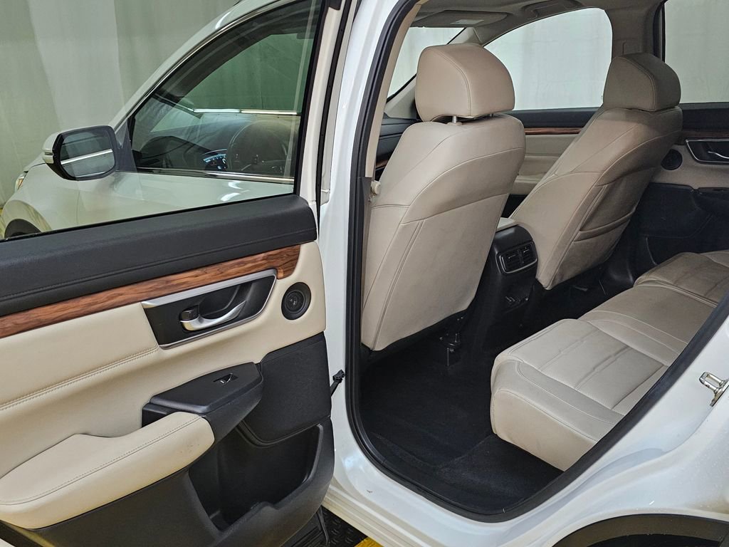 Used 2017 Honda CR-V Touring image 15
