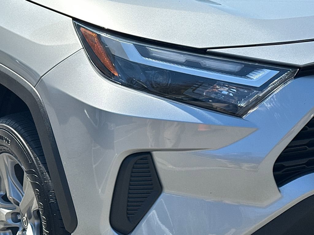 Used 2024 Toyota RAV4 XLE image 9