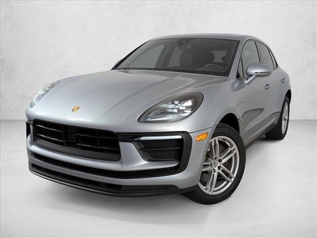 Certified 2025 Porsche Macan Turbo image 1