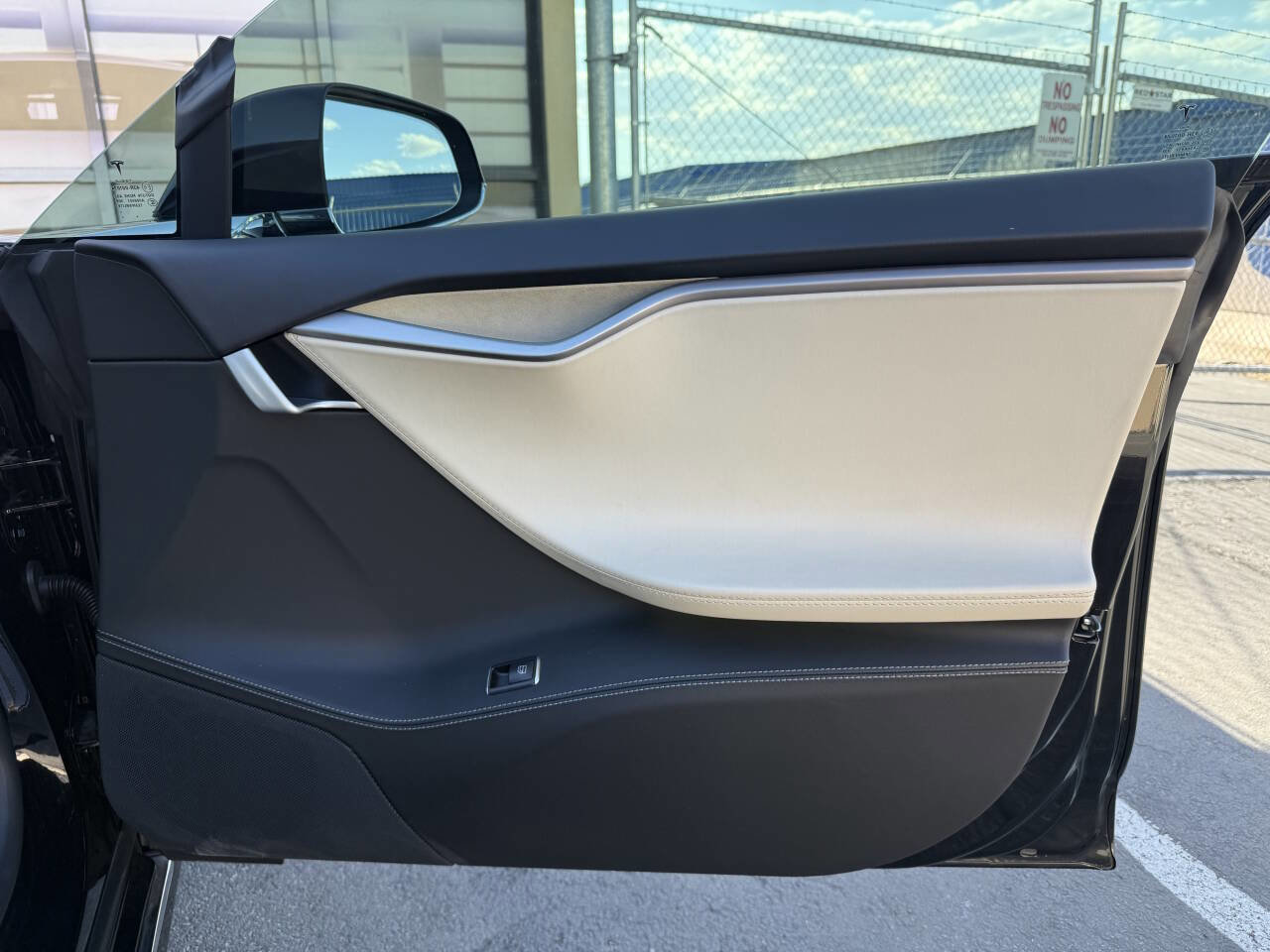 Used 2018 Tesla Model S 75D AWD/4WD image 30