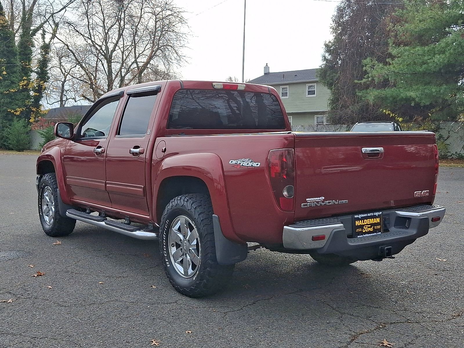 Used 2011 GMC Canyon SLE image 5