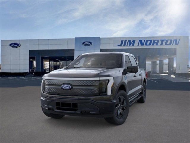 New 2025 Ford F150 Lightning Flash image 2