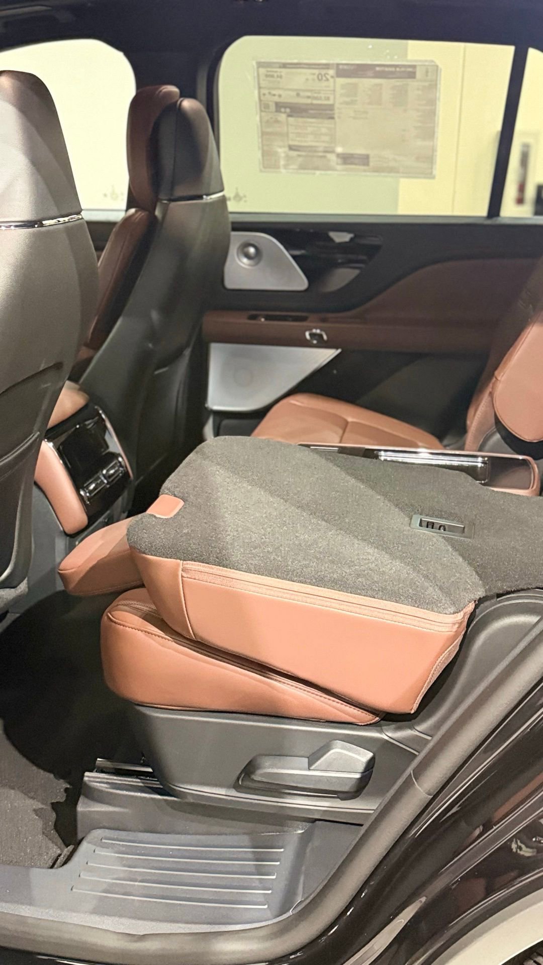 New 2026 Lincoln Aviator Reserve AWD/4WD image 61