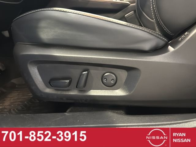 Used 2024 Mitsubishi Outlander SE image 36