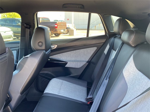 Used 2023 Volkswagen ID.4 Pro image 15