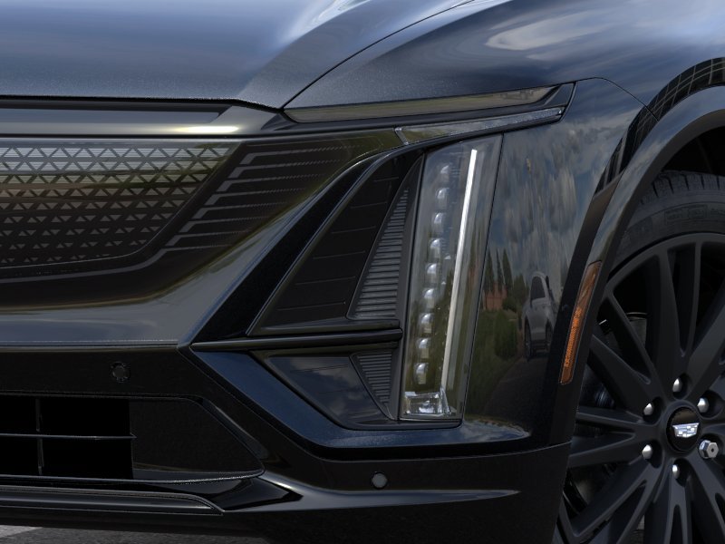 New 2026 Cadillac Lyriq Signature Sport AWD/4WD image 10