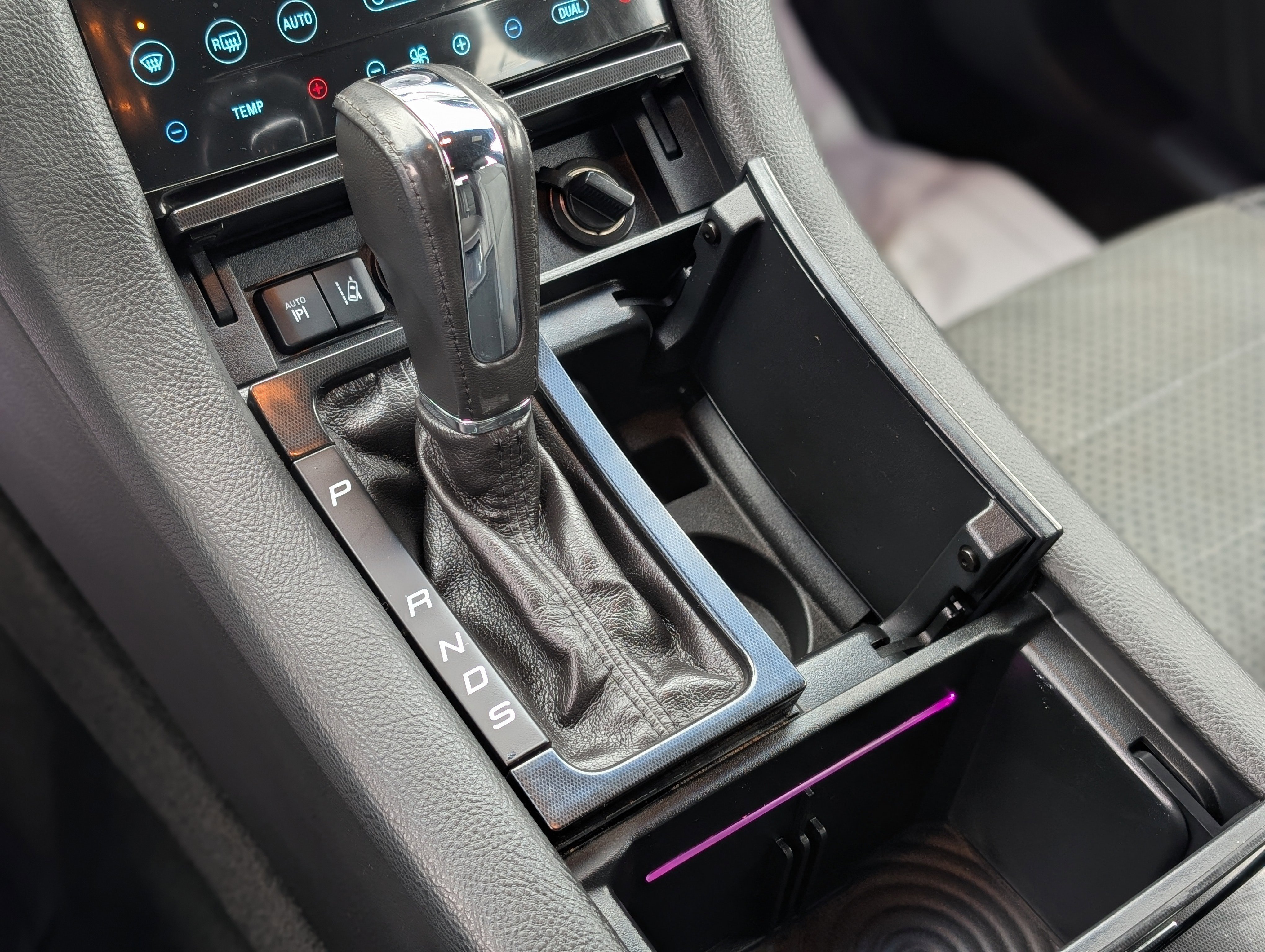 Used 2014 Ford Taurus SHO w/ Equipment Group 401A image 26