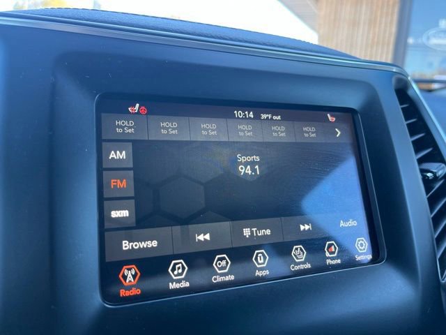 Used 2021 Jeep Cherokee Latitude Plus w/ Sun & Sound Group image 15