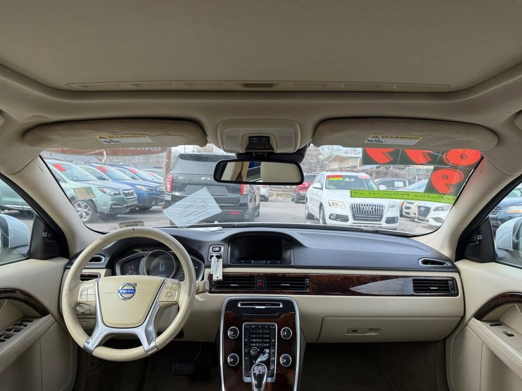 Used 2014 Volvo XC70 T6 image 14