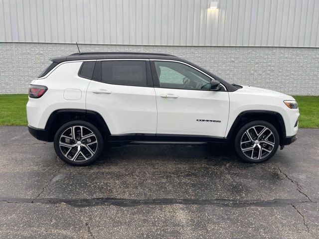 Used 2024 Jeep Compass Limited w/ Elite Group image 16