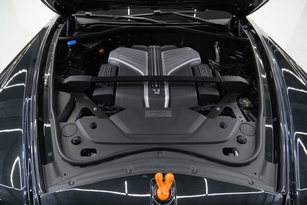 Used 2025 Rolls-Royce Phantom Sedan RWD image 85